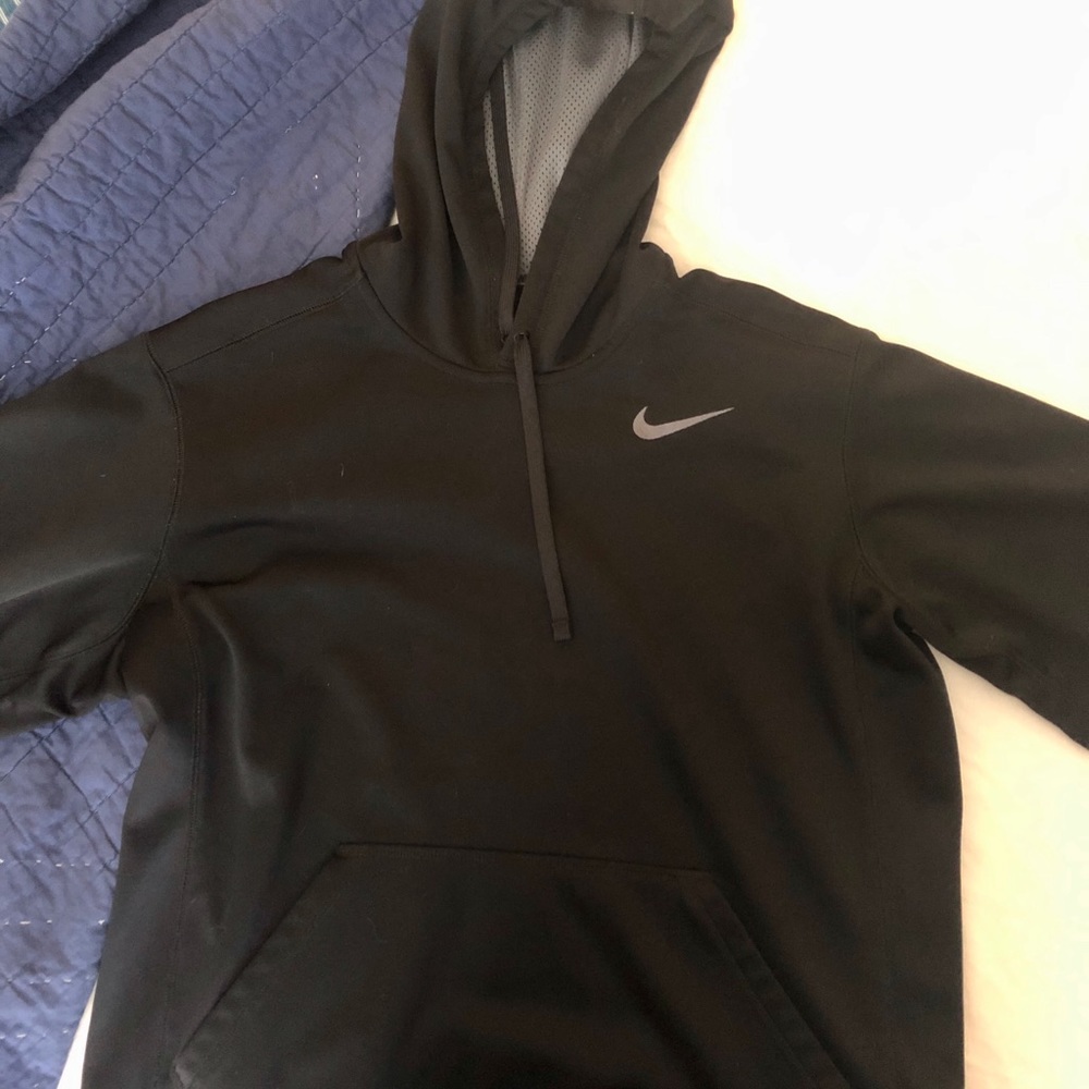 Men’s Large Black Nike Large Pullover Hoodie
